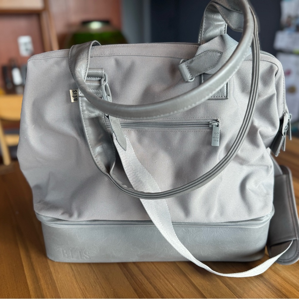 BEIS Stylish Gray Travel Bag